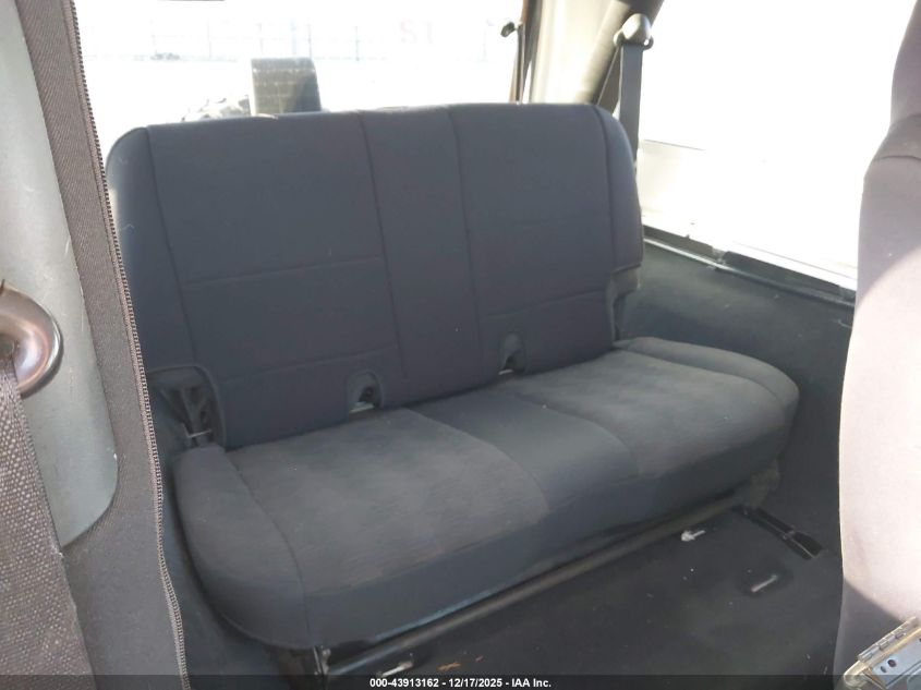 2005 Jeep Wrangler Unlimited VIN: 1J4FA44S45P380625 Lot: 43913162