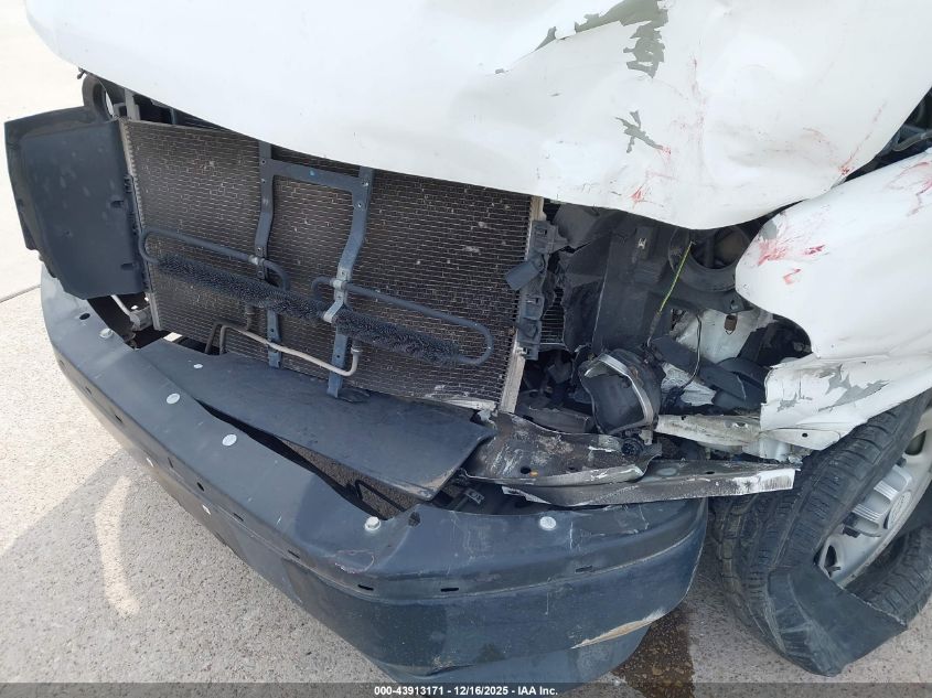 2017 Chevrolet Express Cutaway Work Van VIN: 1GB0GRFF6H1337083 Lot: 43913171