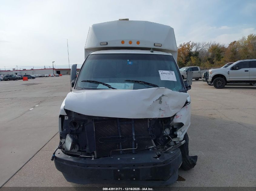 2017 Chevrolet Express Cutaway Work Van VIN: 1GB0GRFF6H1337083 Lot: 43913171