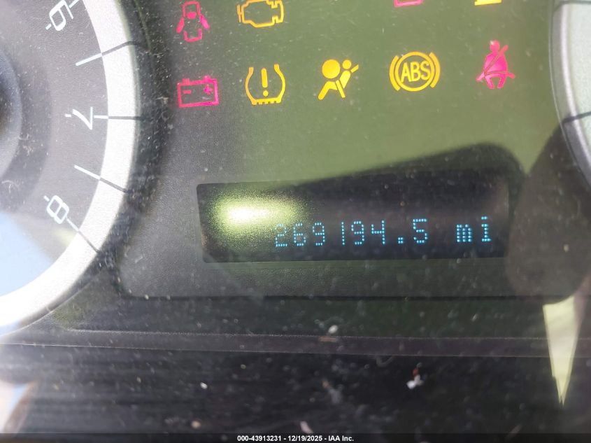 2011 Ford Escape Limited VIN: 1FMCU0E76BKA25754 Lot: 43913231