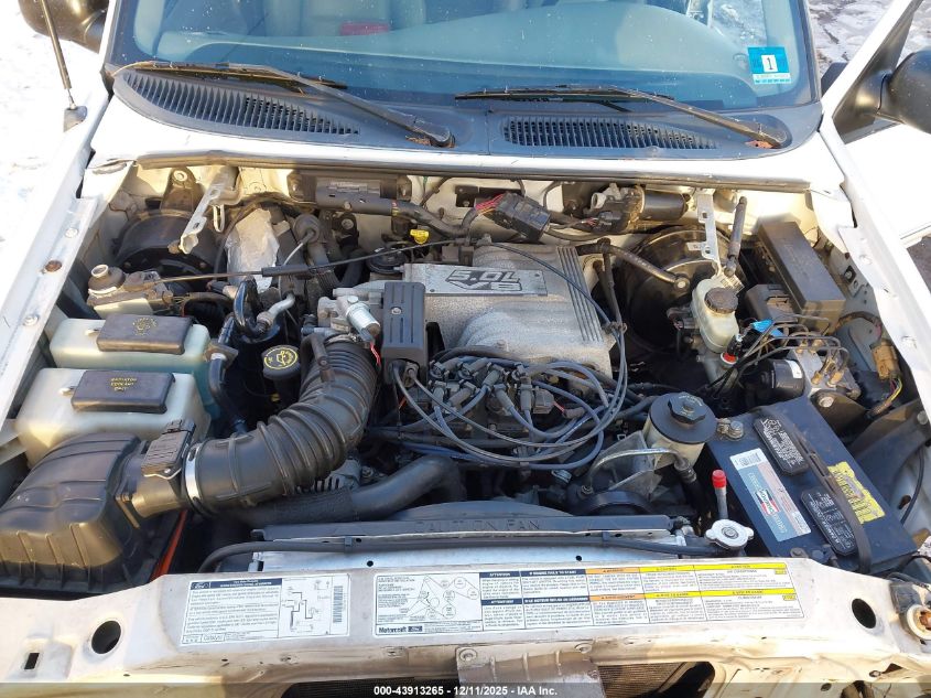 2001 Ford Explorer Xlt VIN: 1FMZU83P91UB53517 Lot: 43913265