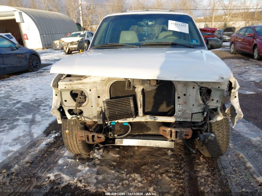 2001 Ford Explorer Xlt VIN: 1FMZU83P91UB53517 Lot: 43913265