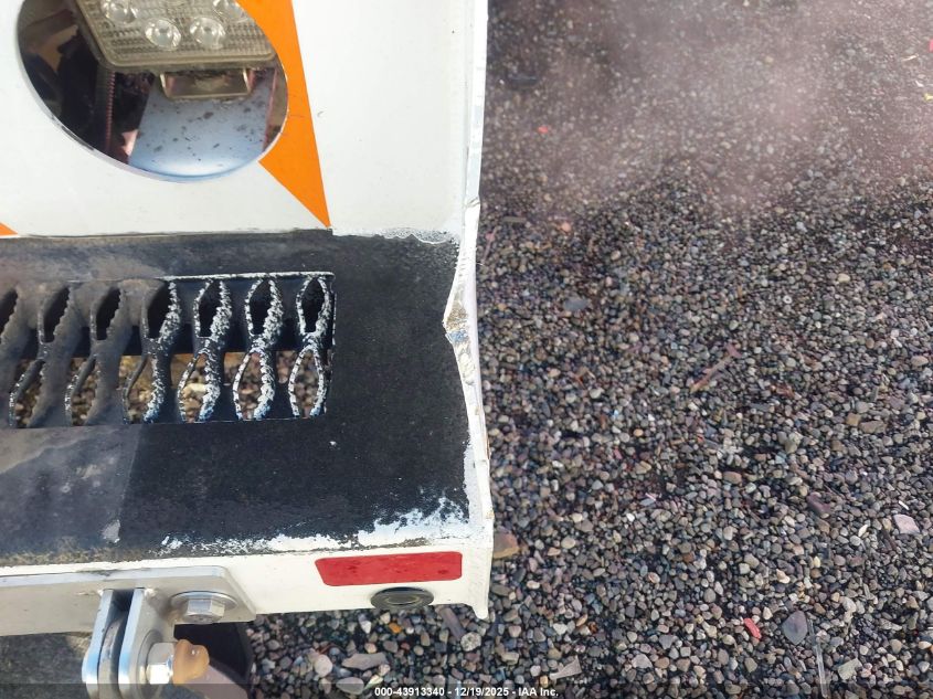 2016 Ford F-250 Xl VIN: 1FT7X2B66GEB80783 Lot: 43913340