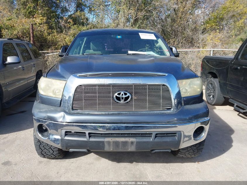 2008 Toyota Tundra Base 5.7L V8 VIN: 5TFRV54158X042840 Lot: 43913365