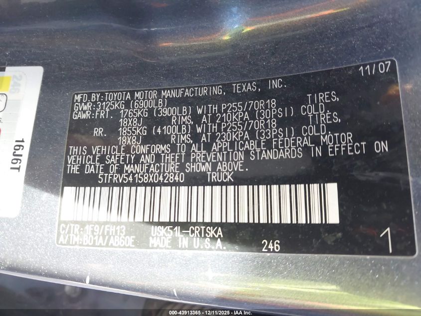 2008 Toyota Tundra Base 5.7L V8 VIN: 5TFRV54158X042840 Lot: 43913365