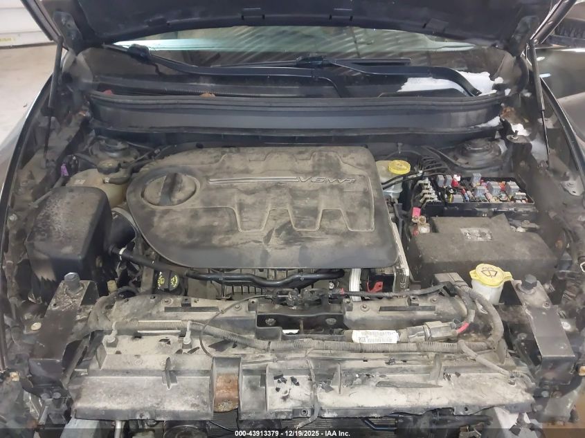 2015 Jeep Cherokee Limited VIN: 1C4PJMDS5FW606740 Lot: 43913379