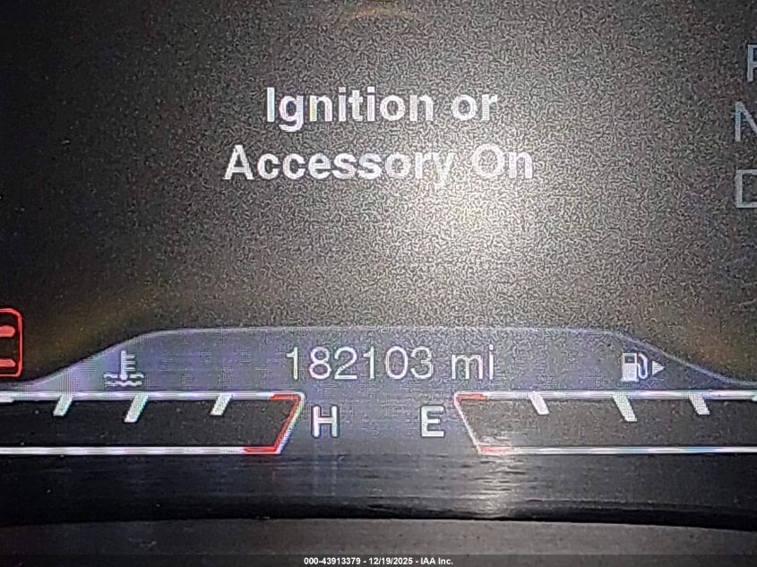 2015 Jeep Cherokee Limited VIN: 1C4PJMDS5FW606740 Lot: 43913379