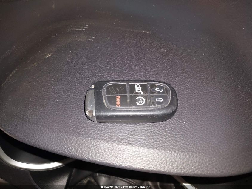 2015 Jeep Cherokee Limited VIN: 1C4PJMDS5FW606740 Lot: 43913379