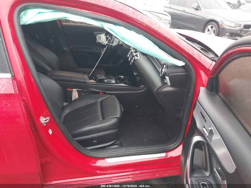 2020 MERCEDES-BENZ A auction photo 5
