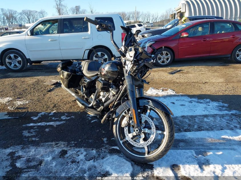 2025 Harley-Davidson Flhx