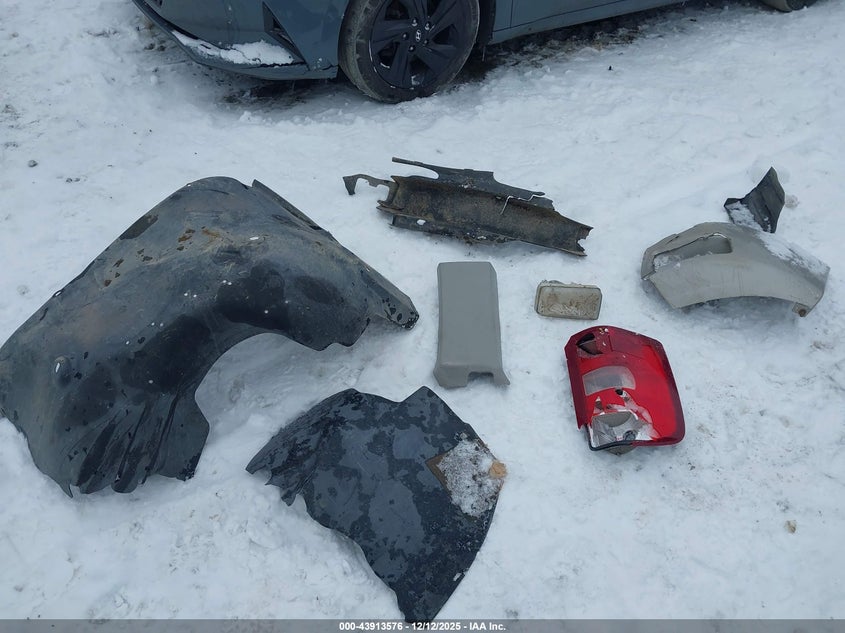 Auction sale of the 2007 CHEVROLET SILVERADO , vin: 1GCEK19J77Z512880, lot number: 43913576