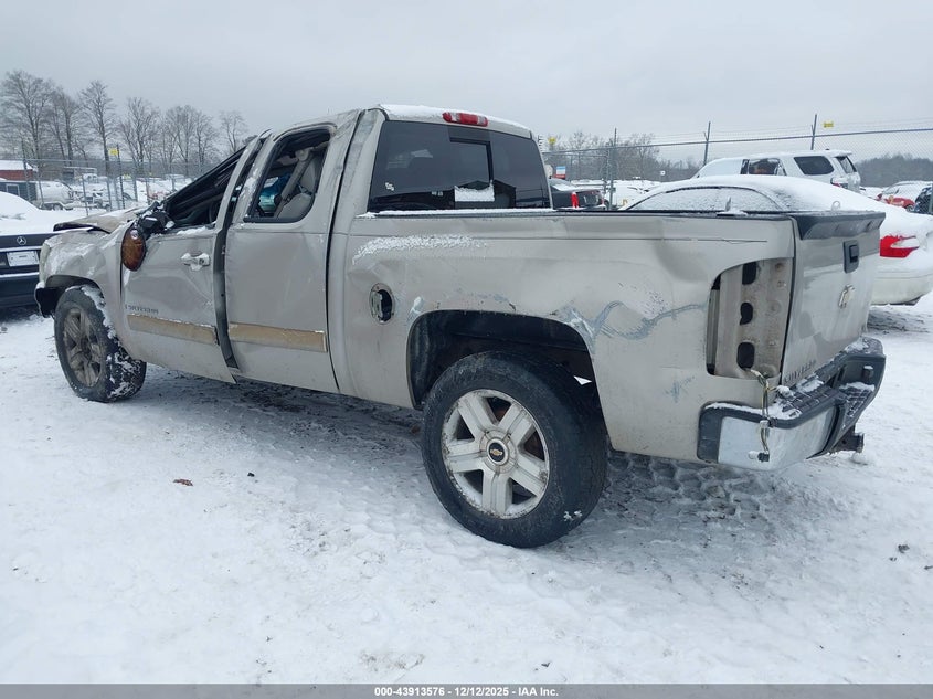 Auction sale of the 2007 CHEVROLET SILVERADO , vin: 1GCEK19J77Z512880, lot number: 43913576