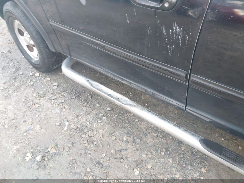 2001 Ford F-150 King Ranch Edition/Lariat/Xlt VIN: 1FTRW08L11KE41047 Lot: 43913611