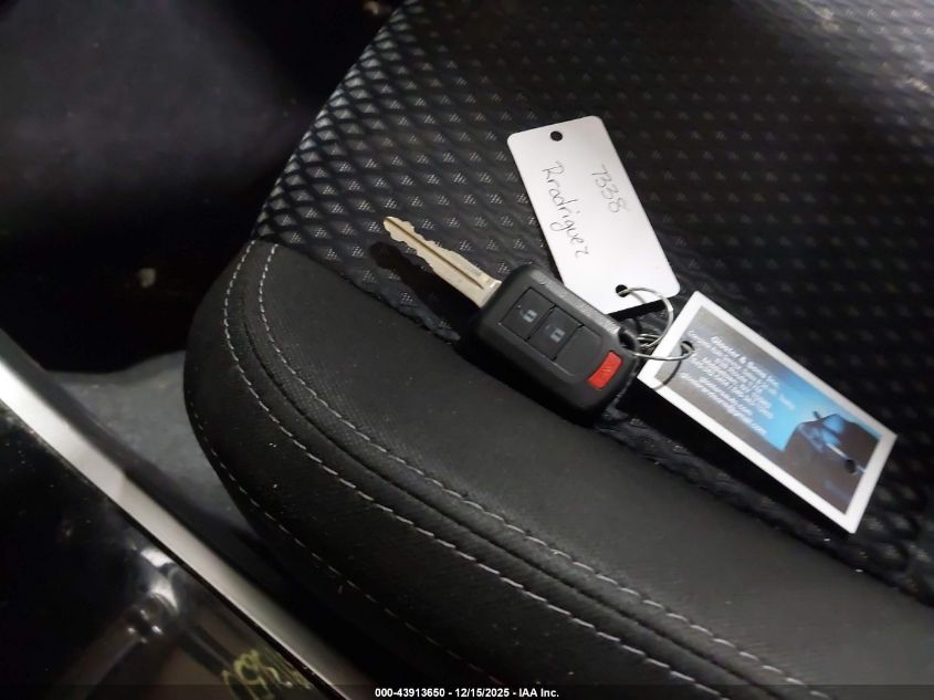 2020 Mitsubishi Outlander Es 2.4 S-Awc VIN: JA4AZ3A38LZ016963 Lot: 43913650