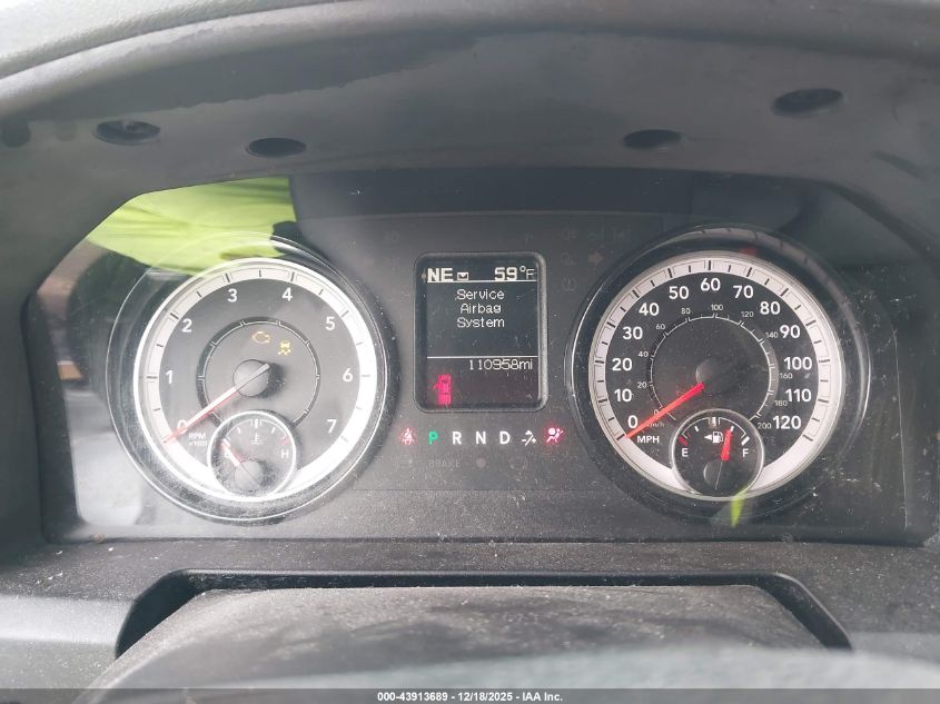 2019 Ram 1500 Classic Express 4X4 6'4 Box VIN: 1C6RR7FTXKS597681 Lot: 43913689