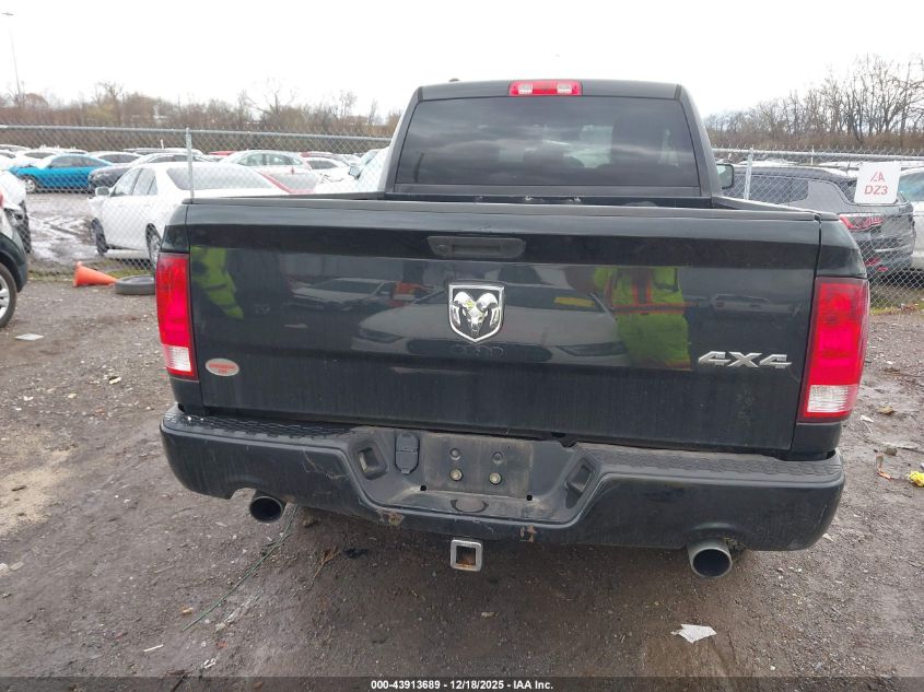 2019 Ram 1500 Classic Express 4X4 6'4 Box VIN: 1C6RR7FTXKS597681 Lot: 43913689