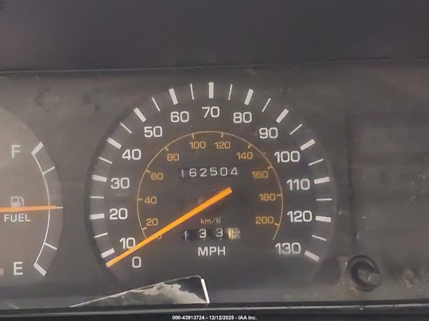 1990 Toyota Camry VIN: 4T1SV24E0LU233882 Lot: 43913724