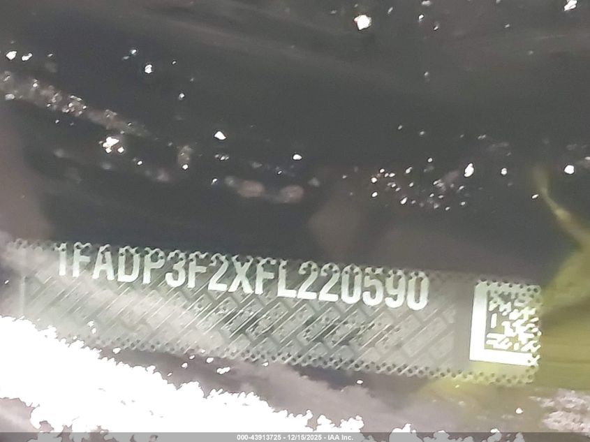 2015 Ford Focus Se VIN: 1FADP3F2XFL220590 Lot: 43913725