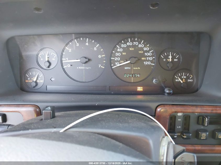 1998 Jeep Grand Cherokee Laredo VIN: 1J4GZ58S6WC174163 Lot: 43913750