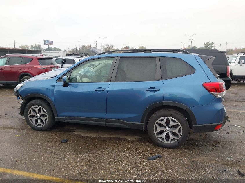 2024 Subaru Forester Premium VIN: JF2SKADC5RH446979 Lot: 43913763