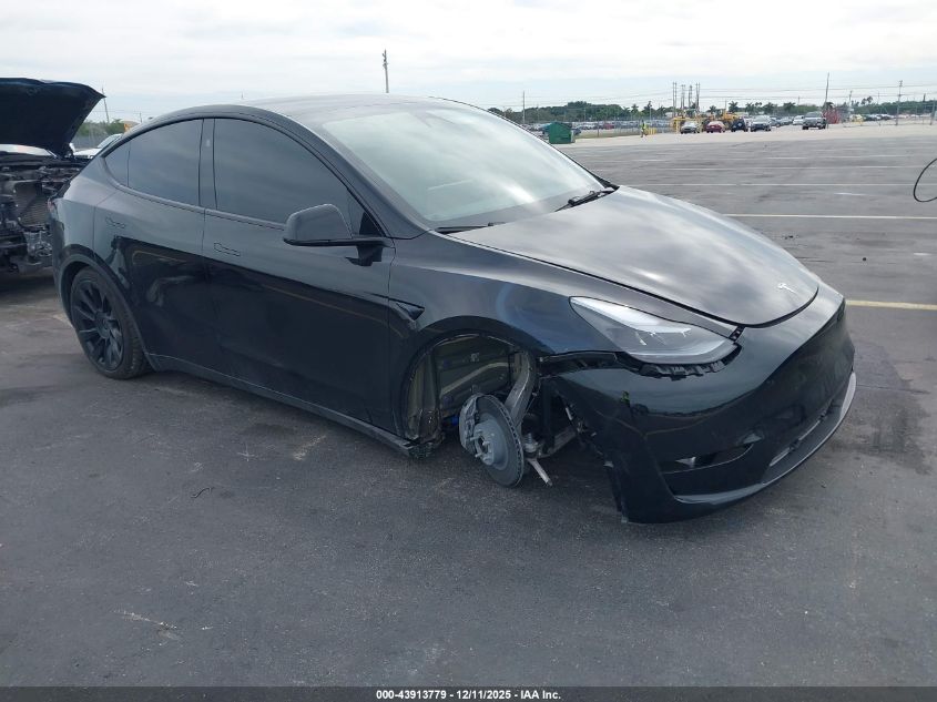 TESLA MODEL Y LONG RANGE DUAL MOTOR REAR-WHEEL DRIVE