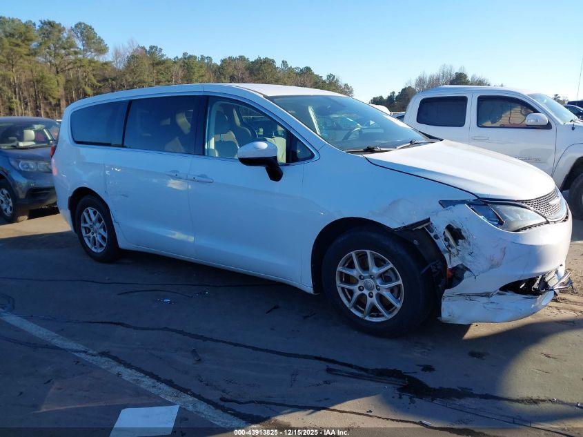 CHRYSLER PACIFICA TOURING