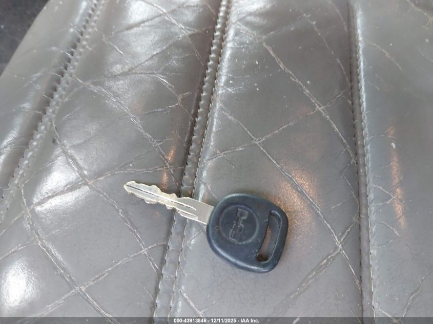 2003 Hummer H2 VIN: 5GRGN23U53H121315 Lot: 43913846