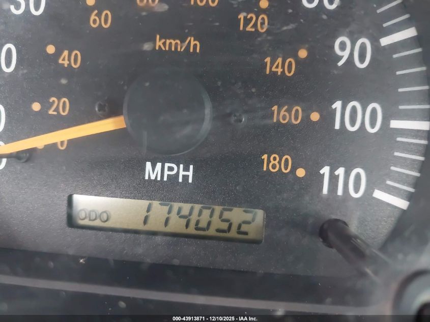 2004 Toyota Tundra Limited V8 VIN: 5TBDT48134S462934 Lot: 43913871