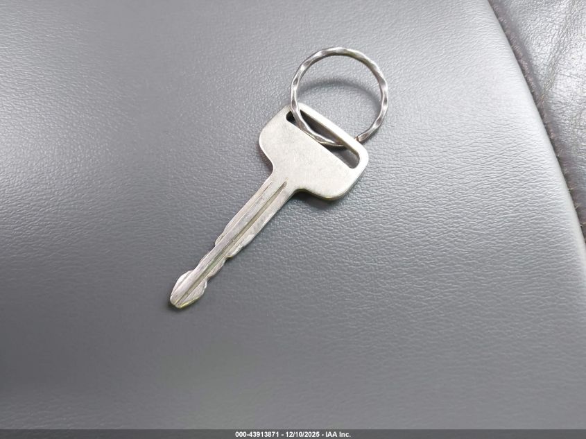 2004 Toyota Tundra Limited V8 VIN: 5TBDT48134S462934 Lot: 43913871