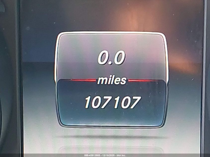 2016 Mercedes-Benz C 300 Luxury 4Matic VIN: 55SWF4KB8GU165867 Lot: 43913905