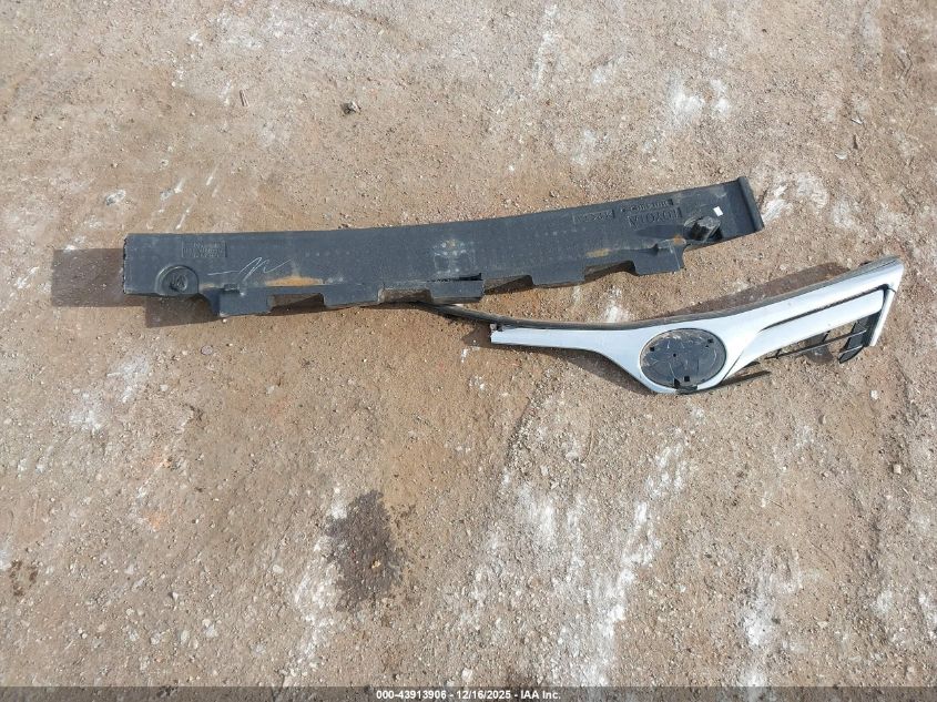 2012 Toyota Camry Hybrid Xle VIN: 4T1BD1FK6CU004848 Lot: 43913906