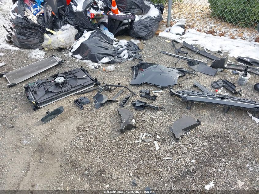 2025 Toyota Corolla Cross Xle VIN: 7MUDAABG7SV123136 Lot: 43913936