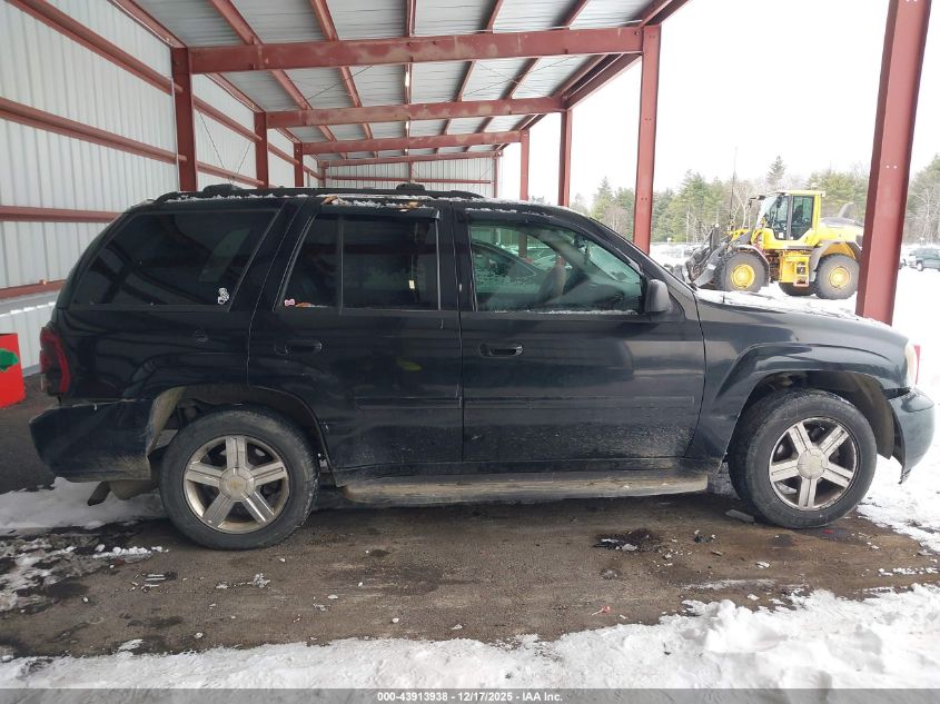 2007 Chevrolet Trailblazer Lt VIN: 1GNET13M072141836 Lot: 43913938