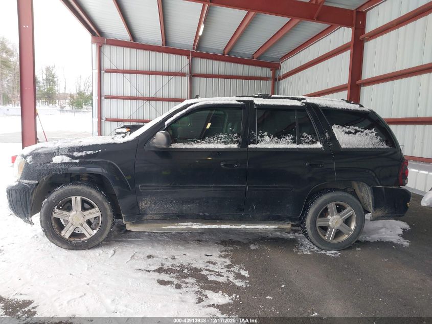 2007 Chevrolet Trailblazer Lt VIN: 1GNET13M072141836 Lot: 43913938