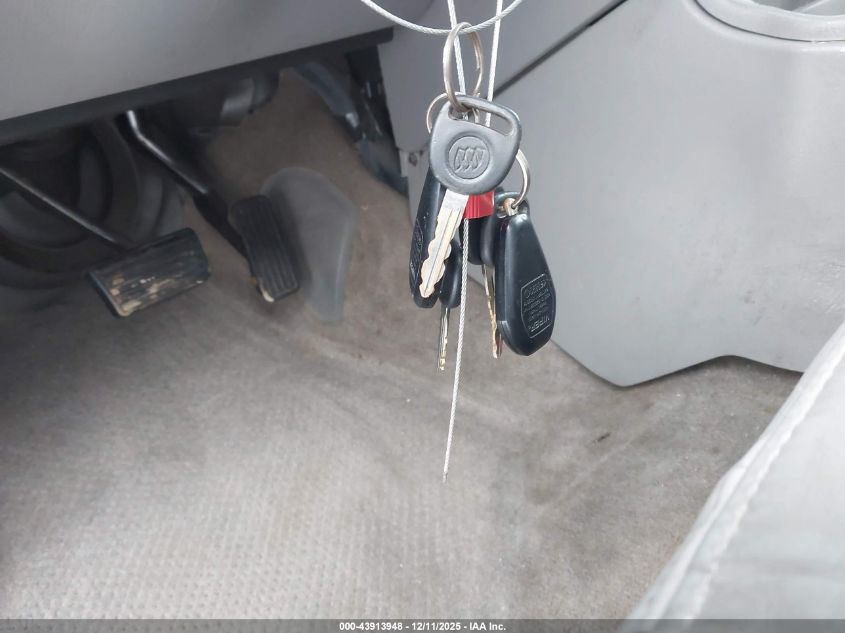 2005 Buick Rainier Cxl VIN: 5GADT13S952322662 Lot: 43913948