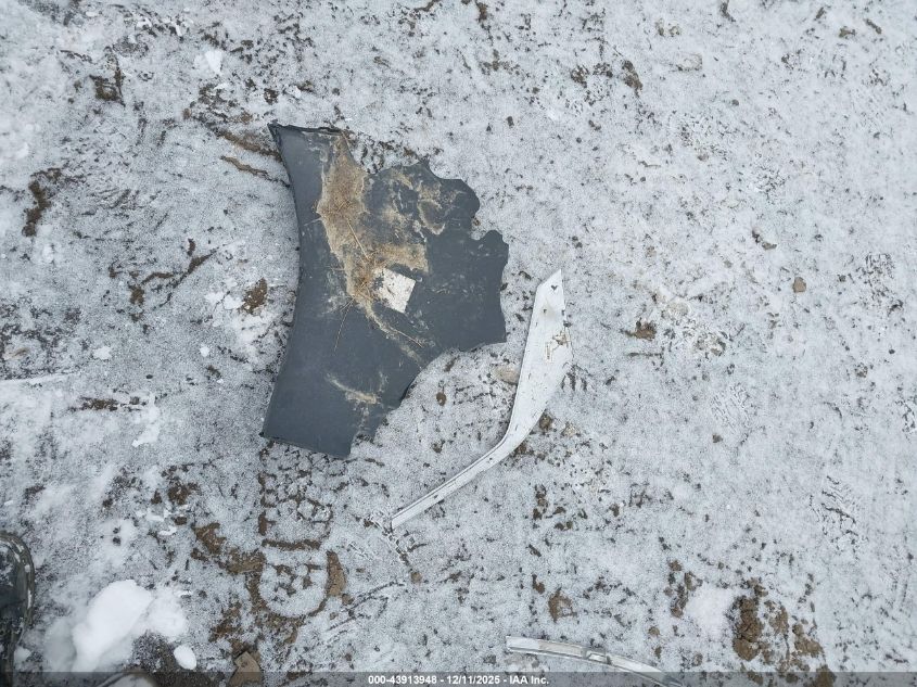 2005 Buick Rainier Cxl VIN: 5GADT13S952322662 Lot: 43913948