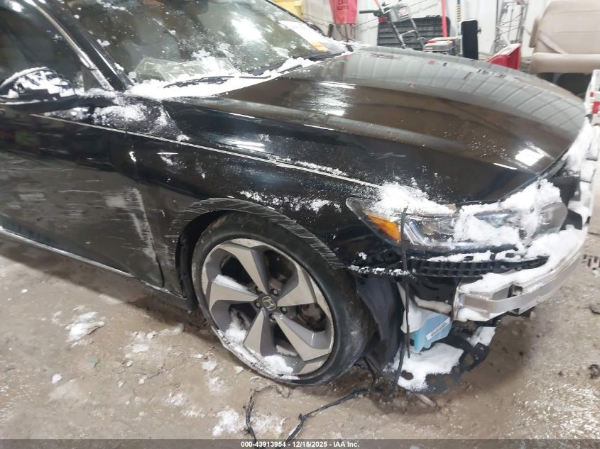 2018 Honda Accord Touring 2.0T VIN: 1HGCV2F99JA004478 Lot: 43913954