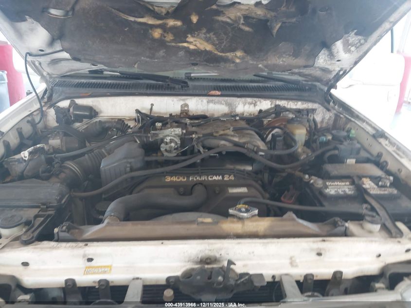 2000 Toyota 4Runner Limited V6 VIN: JT3GN87R1Y0165817 Lot: 43913966