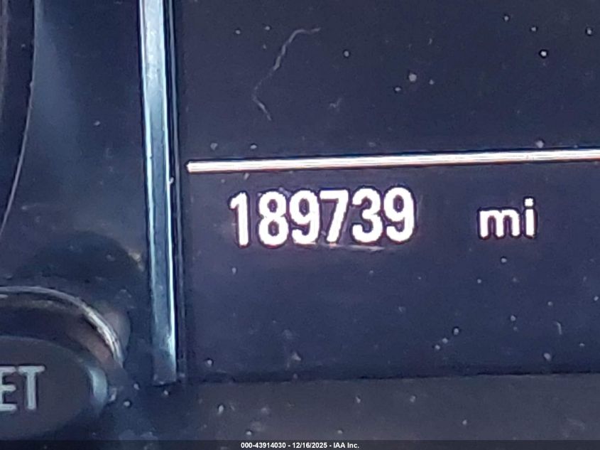 2011 Audi Q5 2.0T Premium VIN: WA1LFAFP5BA117991 Lot: 43914030