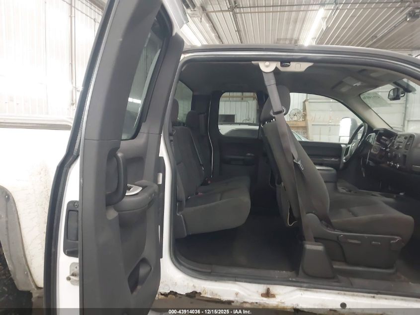 2008 Chevrolet Silverado 2500Hd Lt2 VIN: 1GCHK29K28E130941 Lot: 43914036