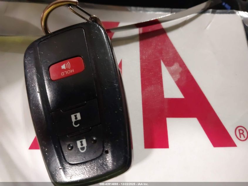 2021 Toyota Rav4 Xle VIN: 2T3W1RFV8MW117034 Lot: 43914085