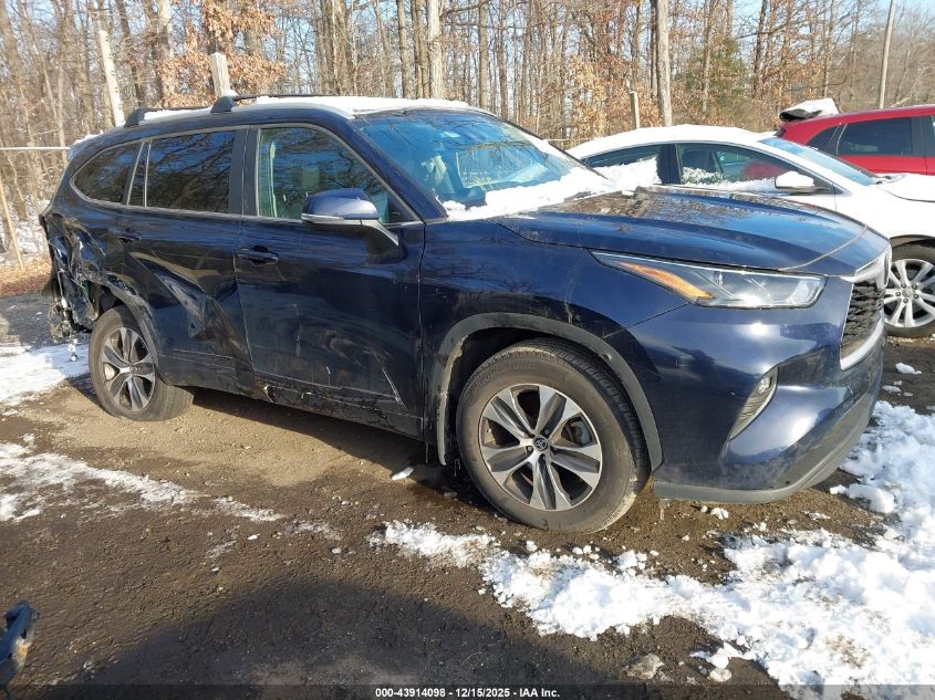 TOYOTA HIGHLANDER XLE