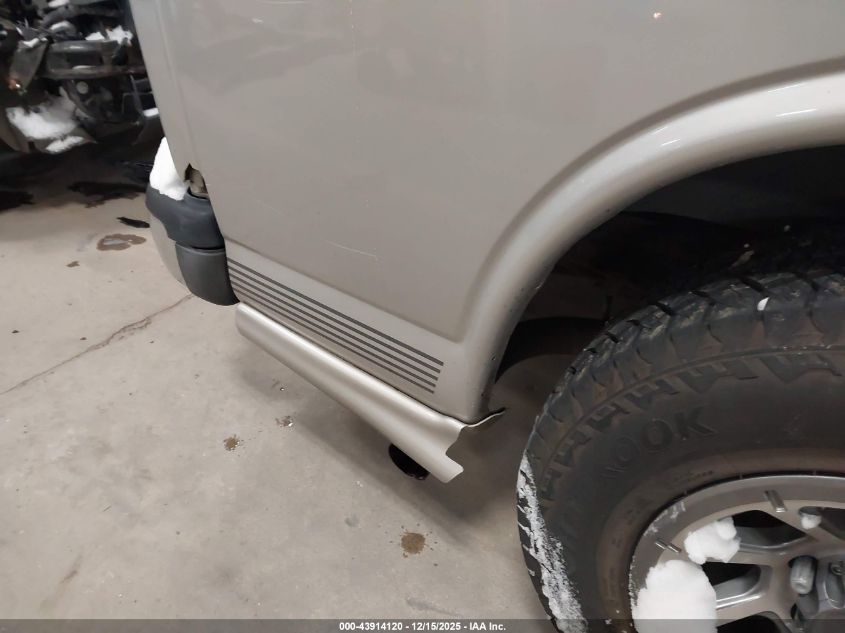 2005 Chevrolet Express Upfitter VIN: 1GBFG15T351111601 Lot: 43914120