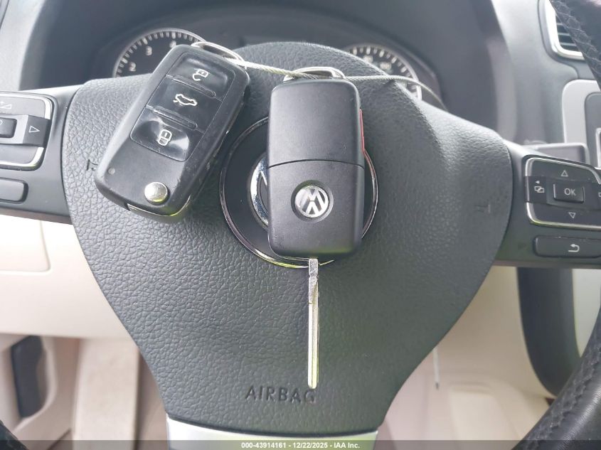 2012 Volkswagen Eos Lux VIN: WVWFW7AH1CV016902 Lot: 43914161