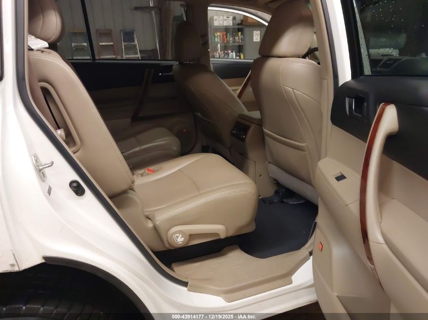 2013 Toyota Highlander Limited V6 VIN: 5TDDK3EH8DS220436 Lot: 43914177