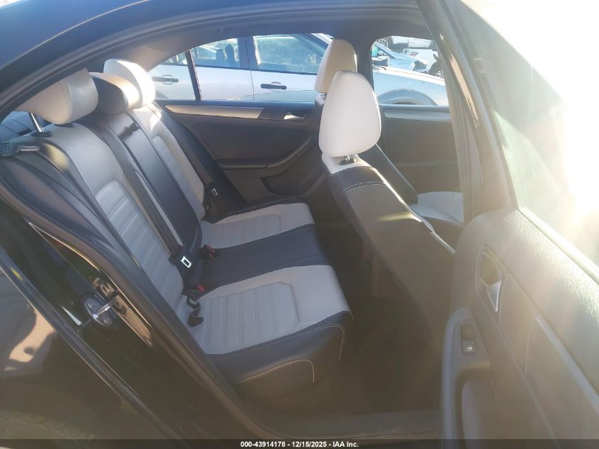 2016 Volkswagen Jetta 1.8T Sport VIN: 3VWD17AJ1GM300486 Lot: 43914178