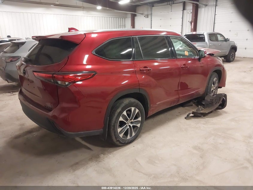 2021 Toyota Highlander Xle