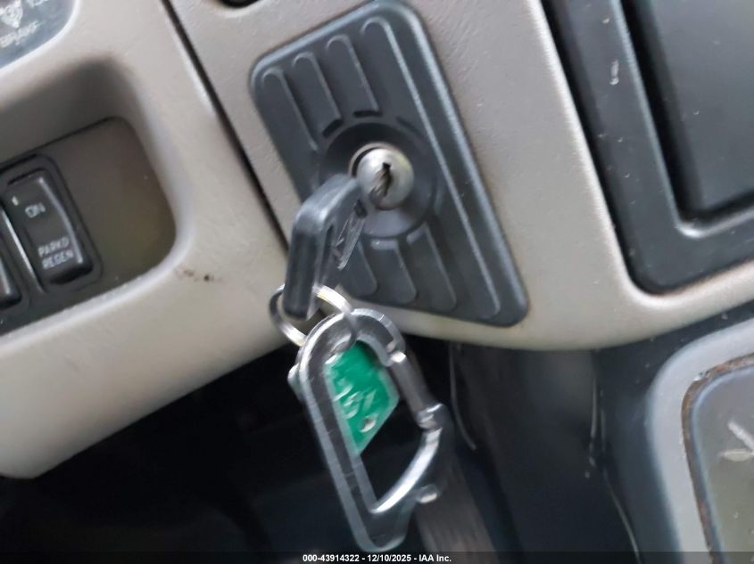 2017 International Durastar 4300 VIN: 1HTMMMML8HH647568 Lot: 43914322