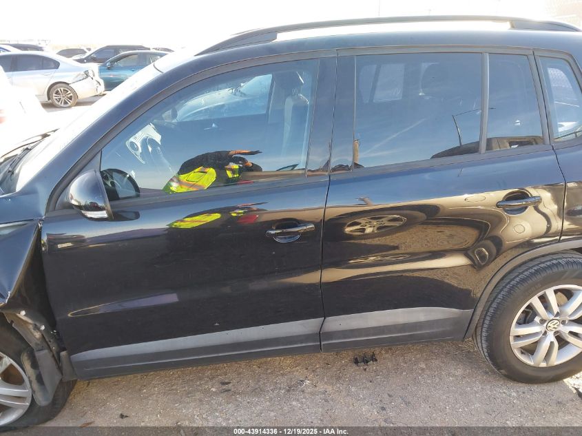 2016 Volkswagen Tiguan S VIN: WVGAV7AX4GW603031 Lot: 43914336