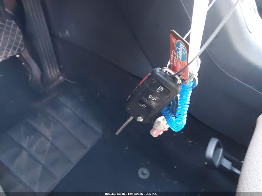 2016 Volkswagen Tiguan S VIN: WVGAV7AX4GW603031 Lot: 43914336